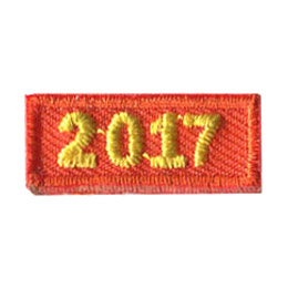 This 1 inch wide by 0.5 inch high rocker forms a straight-edged rectangle. The year 2017 is embroidered in a bold font.