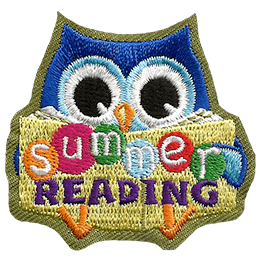 A tiny blue owl holding a cream-coloured book with the words Summer Reading on it.
